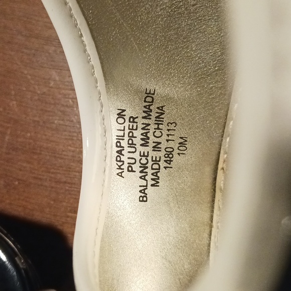 Impressive Black and White Open Toe Slingbacks Heels by Anne Klein  Size 10M - Picture 11 of 11